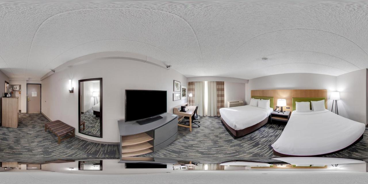 Wingate By Wyndham Lincoln Airport East Hotel Bagian luar foto